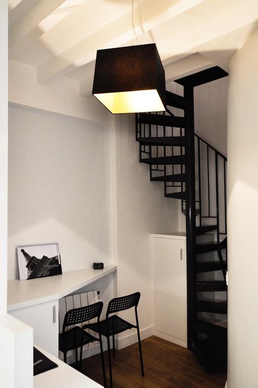 Duplex De Charme Au Coeur De Montmartre Leilighet Paris Rom bilde