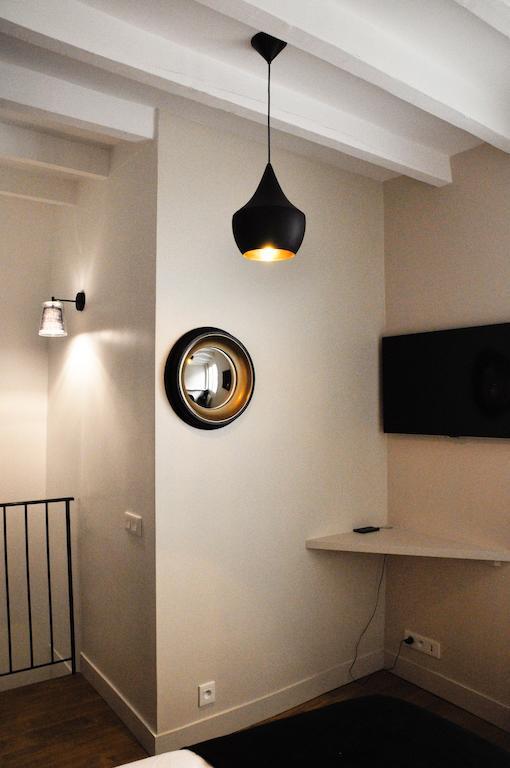 Duplex De Charme Au Coeur De Montmartre Leilighet Paris Rom bilde
