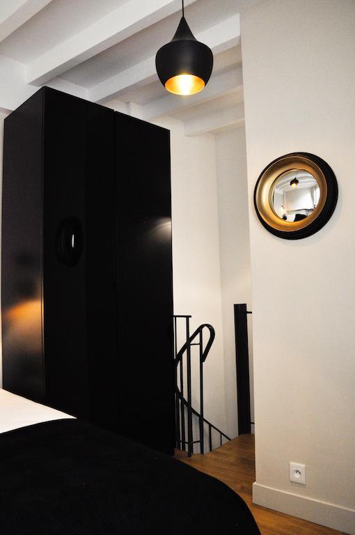 Duplex De Charme Au Coeur De Montmartre Leilighet Paris Rom bilde