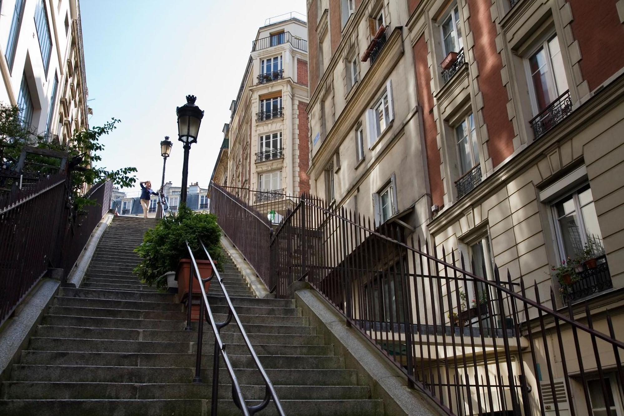 Duplex De Charme Au Coeur De Montmartre Leilighet Paris Eksteriør bilde