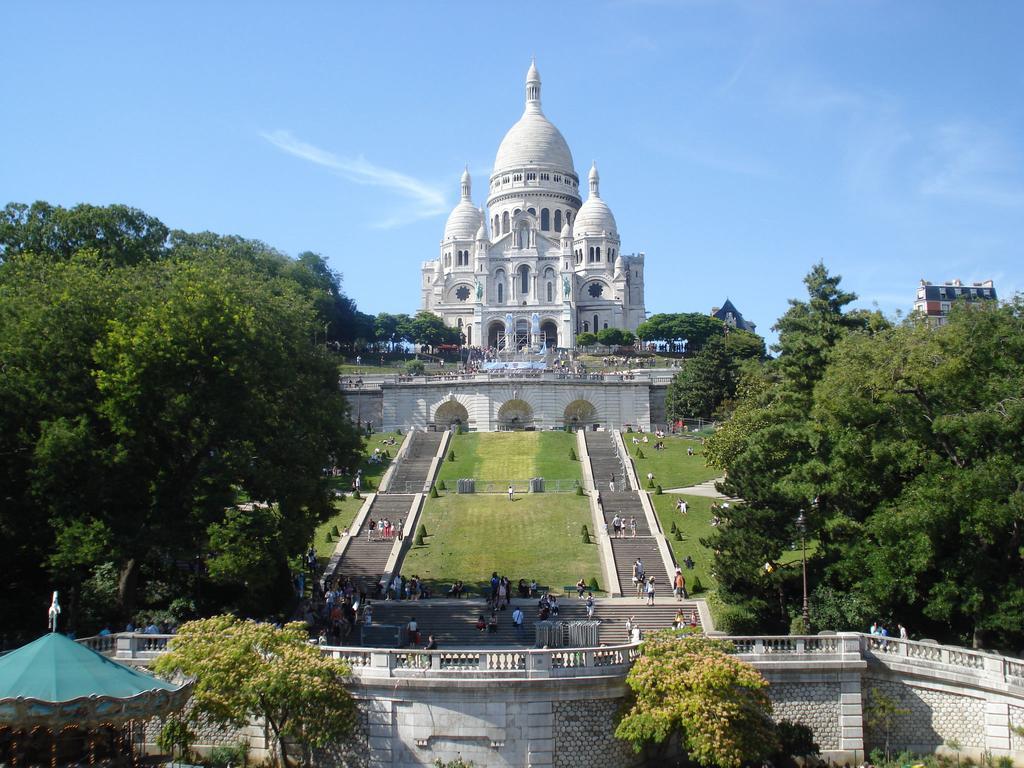 Duplex De Charme Au Coeur De Montmartre Leilighet Paris Eksteriør bilde
